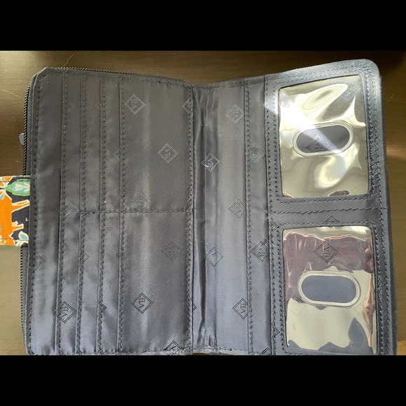 Vera Bradley Floral Turnlock Wallet - Picture 3 of 4